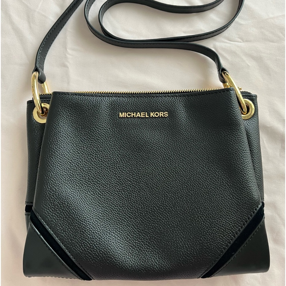 MAKE ME AN OFFER Kors cross body bag